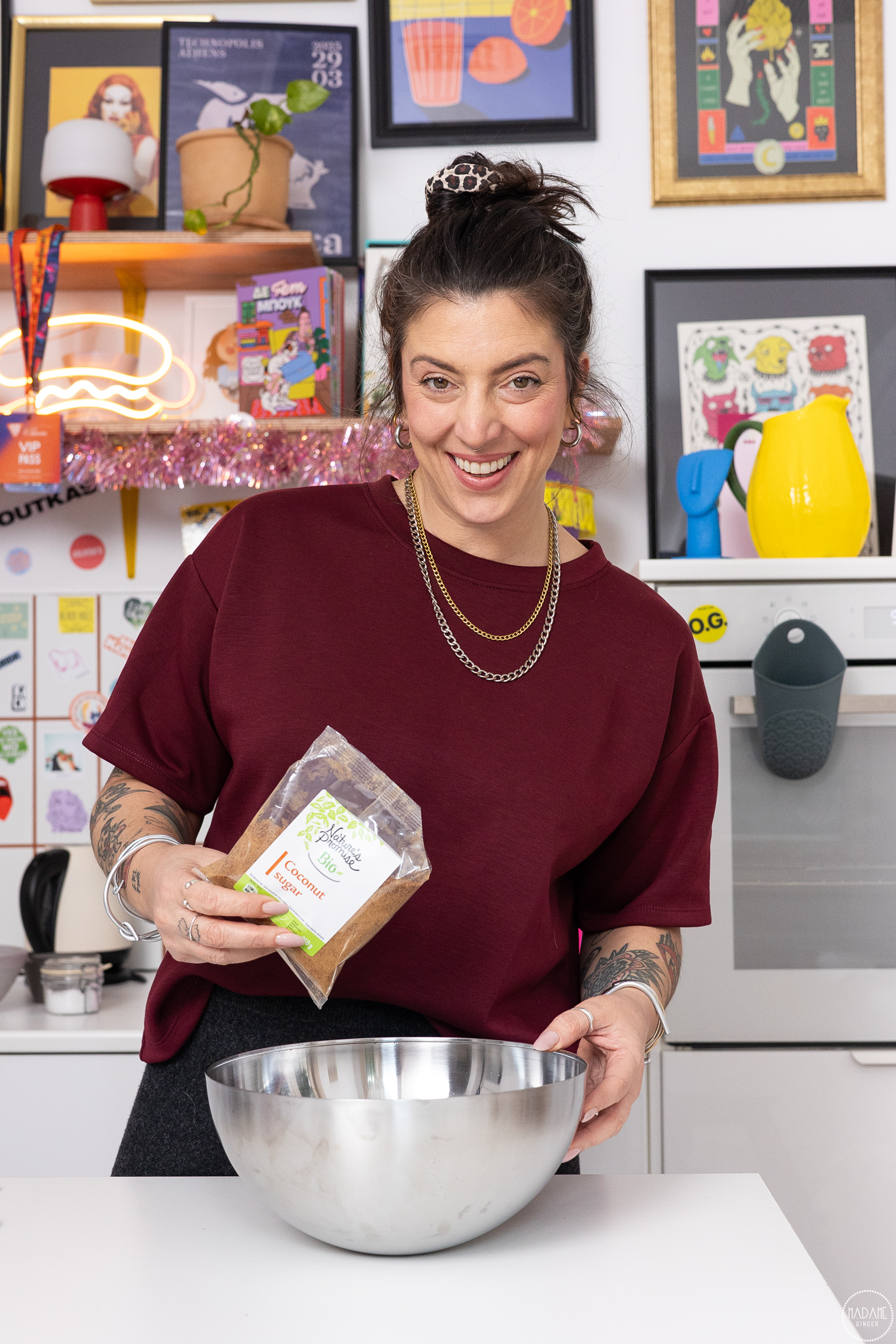 Cinnamon rolls με καραμελωμένα μήλα και σταφίδες