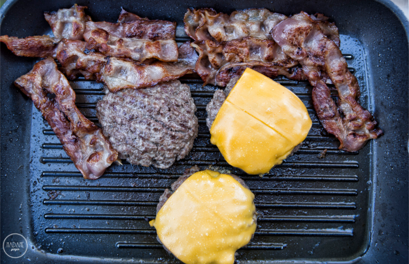Classic Cheeseburger6