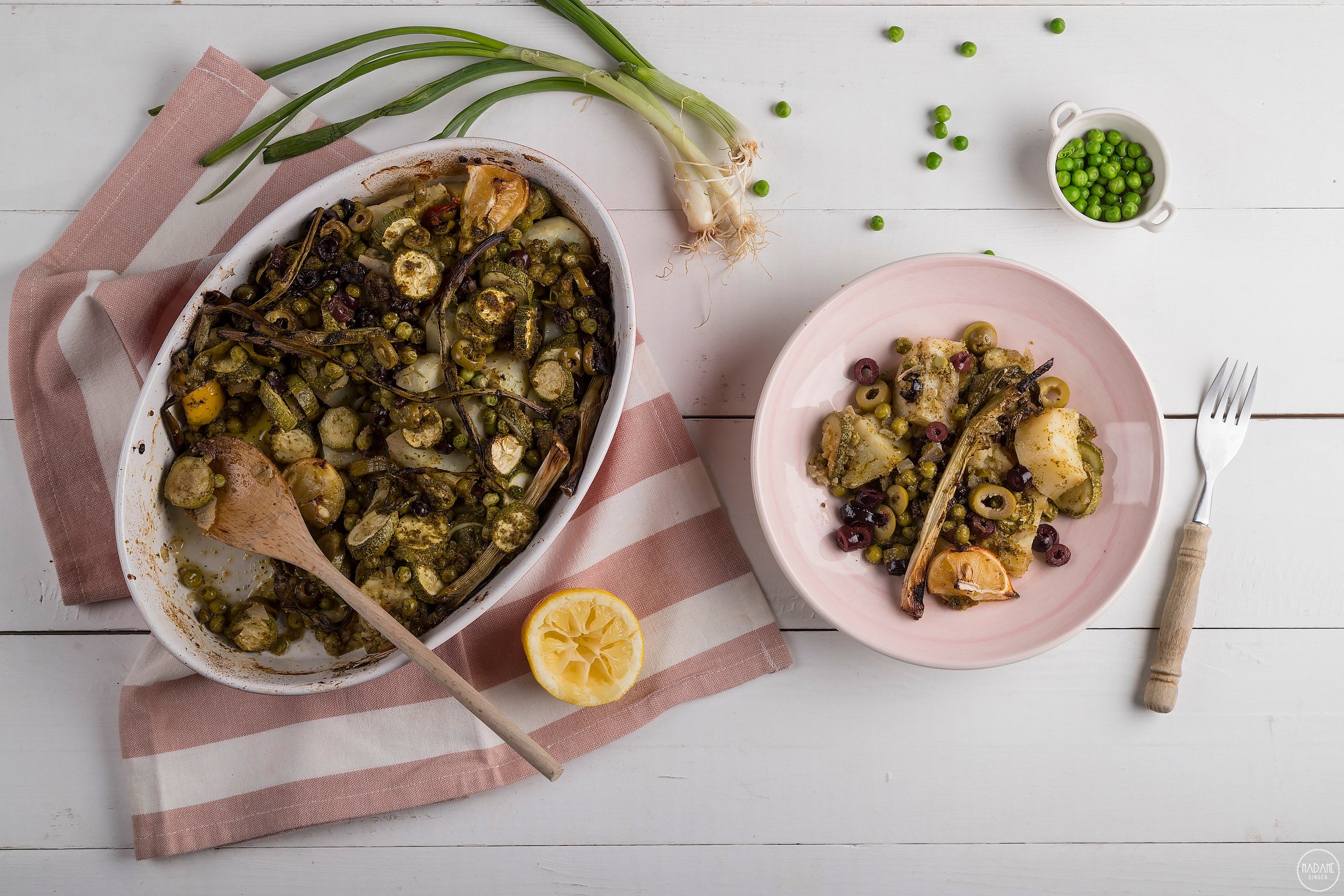 Ανοιξιάτικο μπριάμ με σκορδάτο dressing μυρωδικών & ελιές