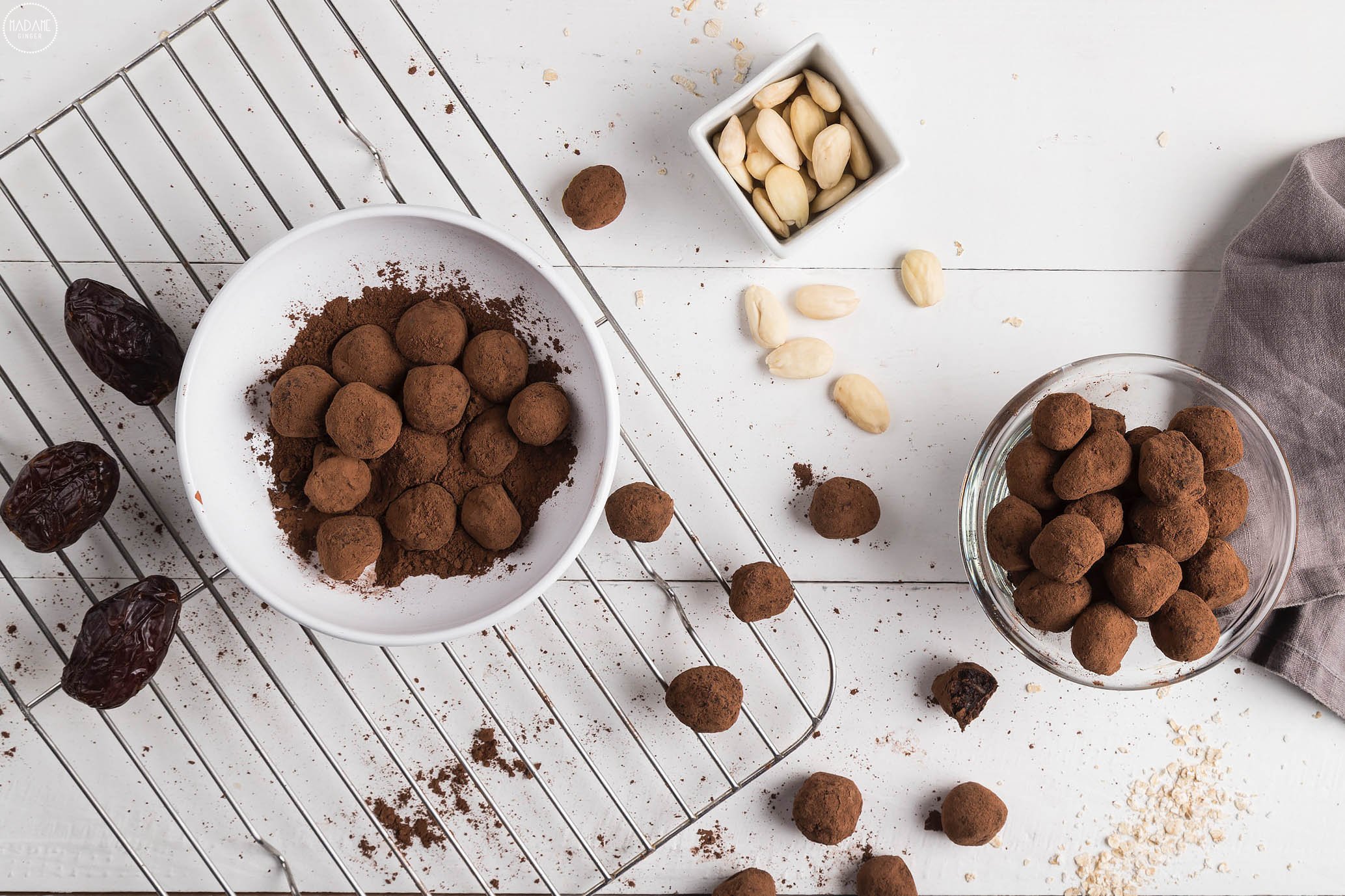 Energy balls με χουρμάδες & κακάο